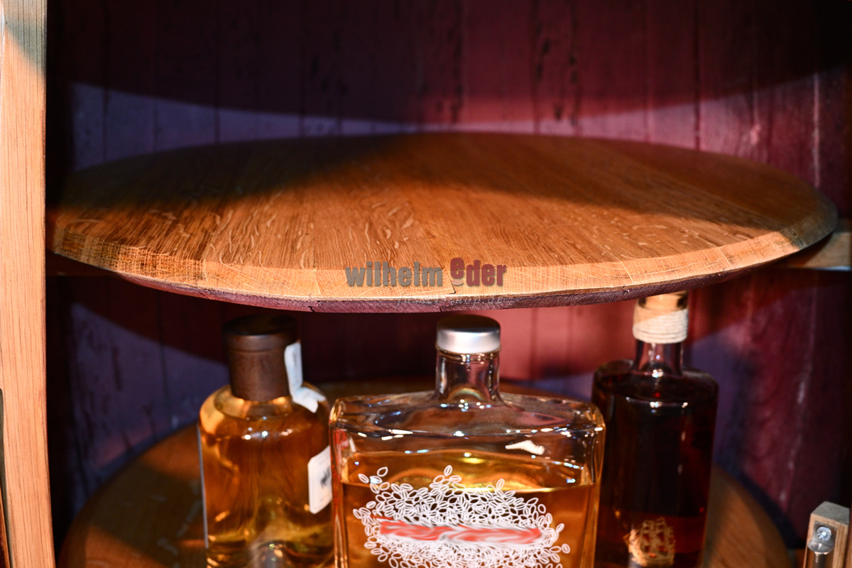 regalfass_225l_mit_tuer_2_regalboeden_7