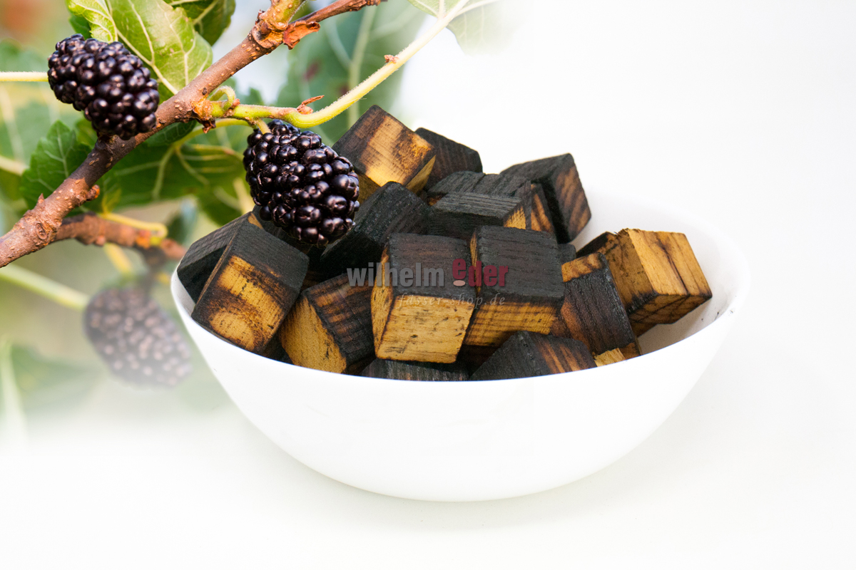 maulbeerbaumcubes_charred_1