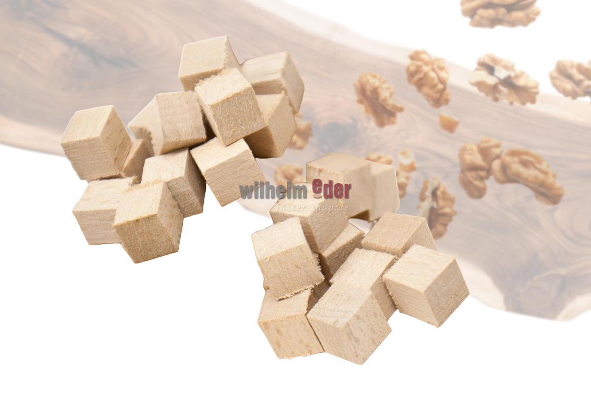Cubes aus Walnussbaumholz