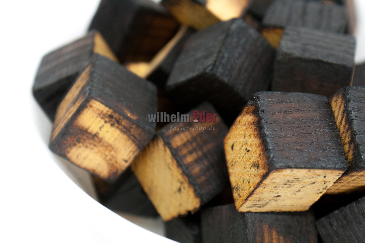 maulbeerbaumcubes_charred_3