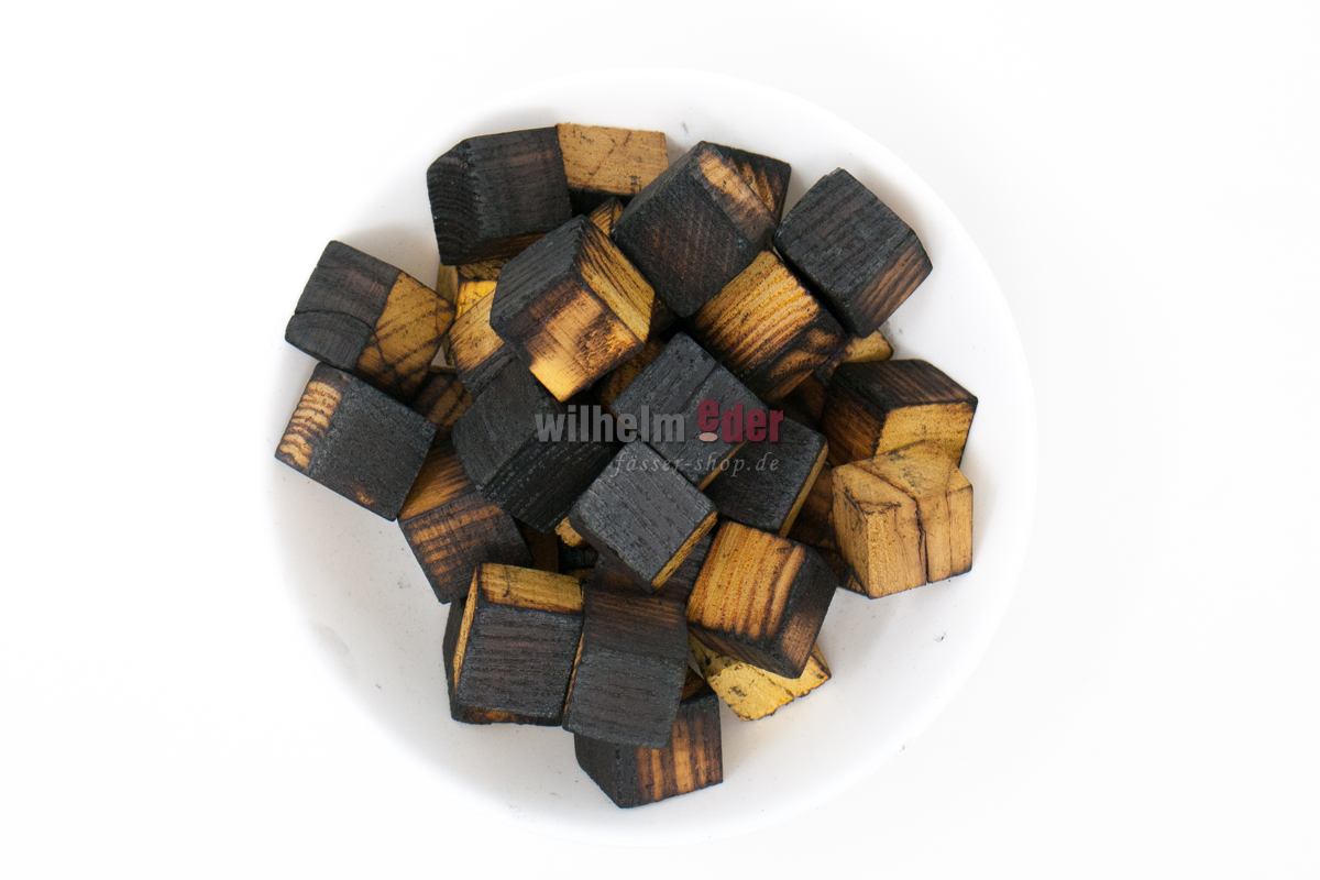 maulbeerbaumcubes_charred_2