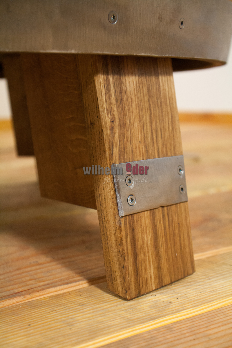 regalfass_300l_mit_glasplatte_u_fuessen_4